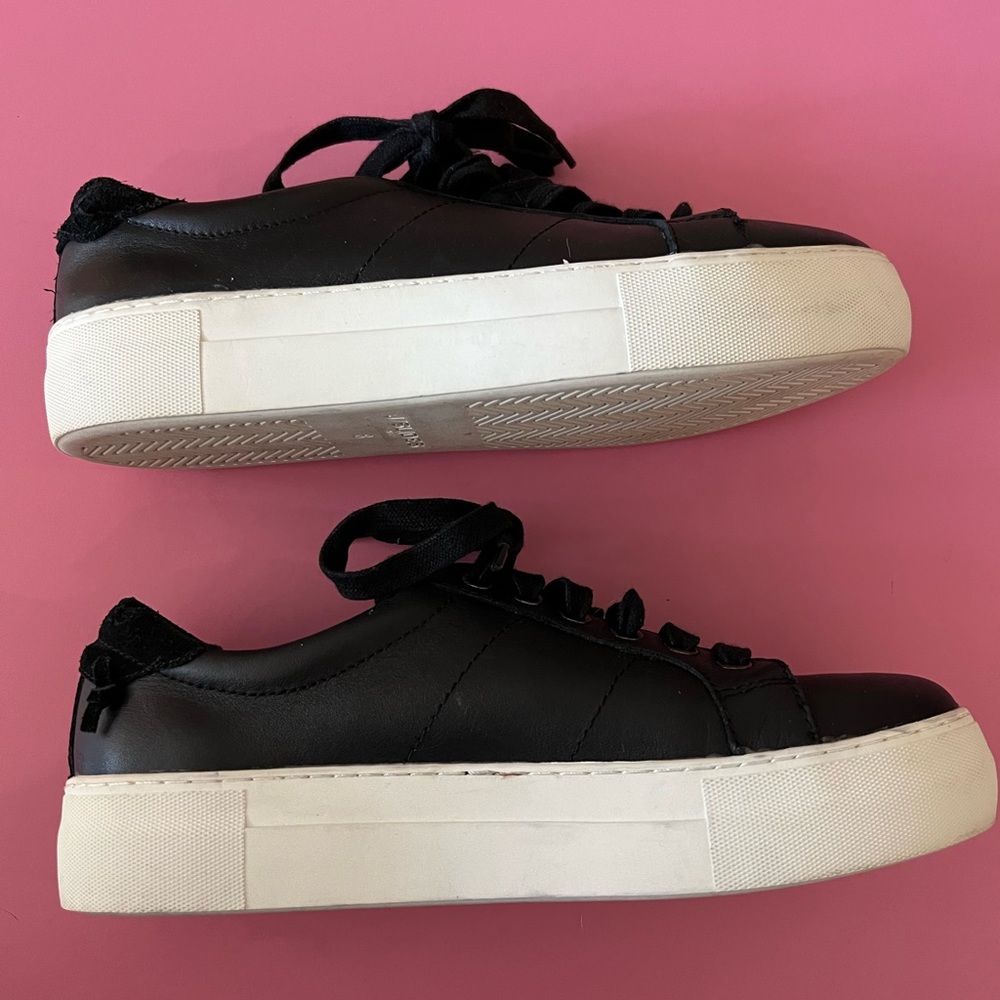 Jslides ! Size 8 Never Worn! Price Drop - image 5